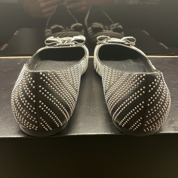 Salvatore Ferragamo black leather flats with silver studds all over. - Picture 5 of 8